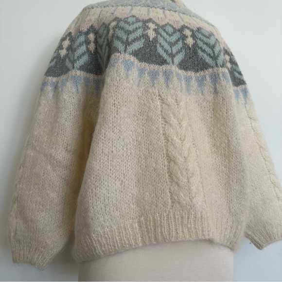 Vintage John Bull Hand Knitted Nordic Pattern Style Sweater - Picture 3 of 10